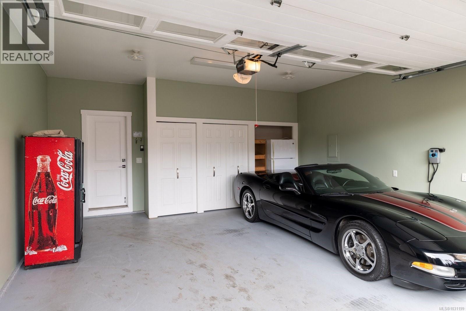 3019 Dornier Rd, Langford