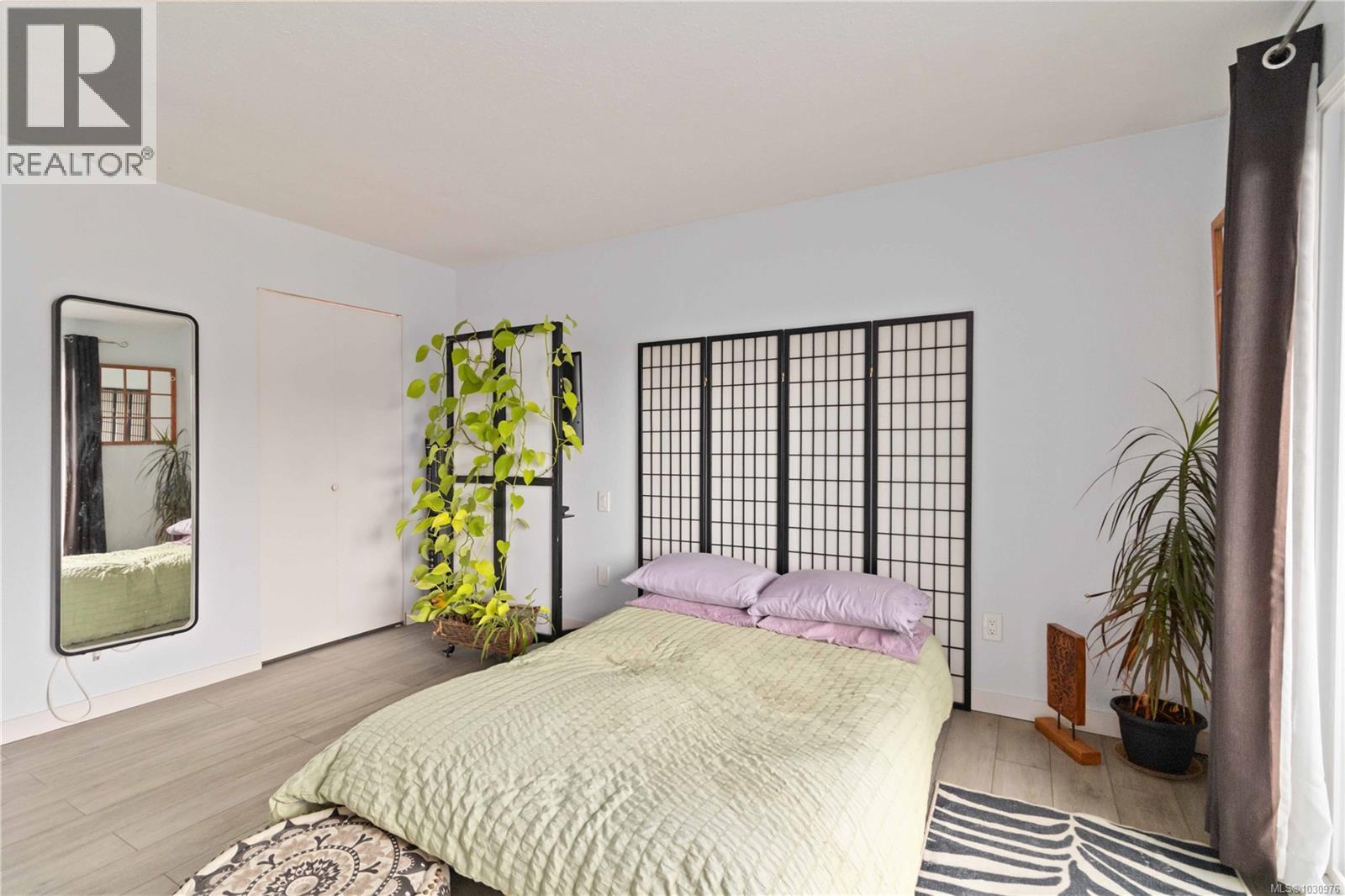 #312 3252 Glasgow Ave - 11
