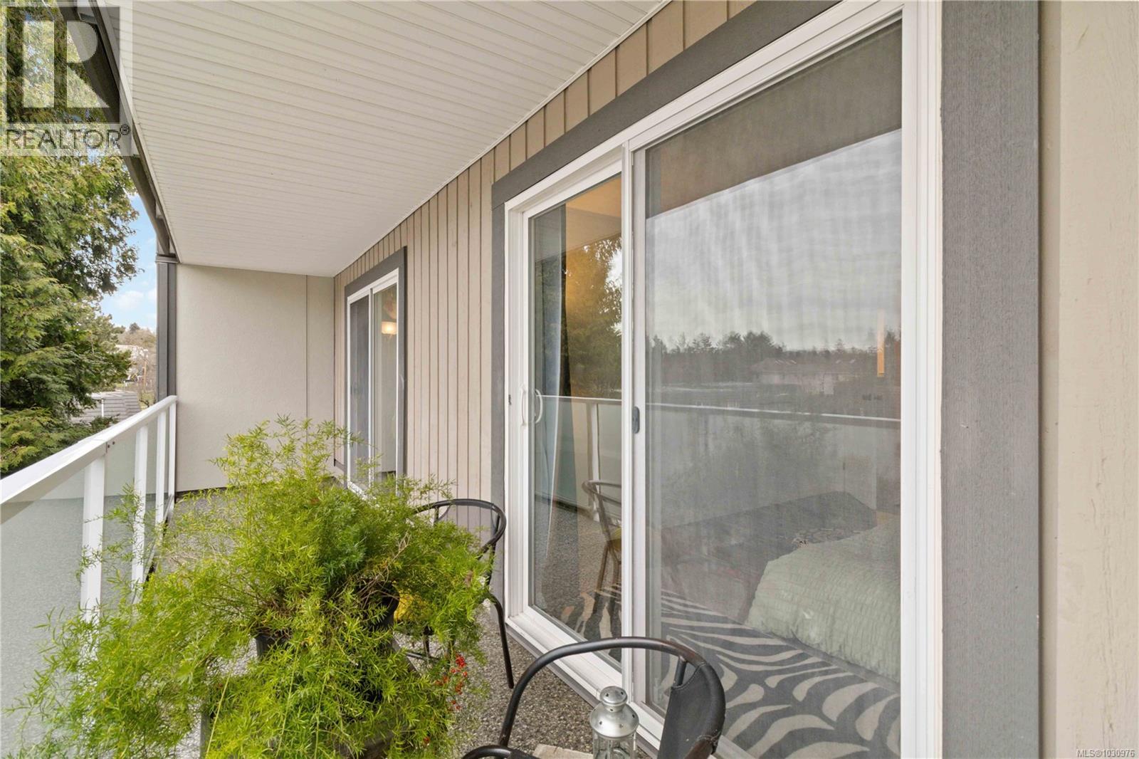#312 3252 Glasgow Ave - 16