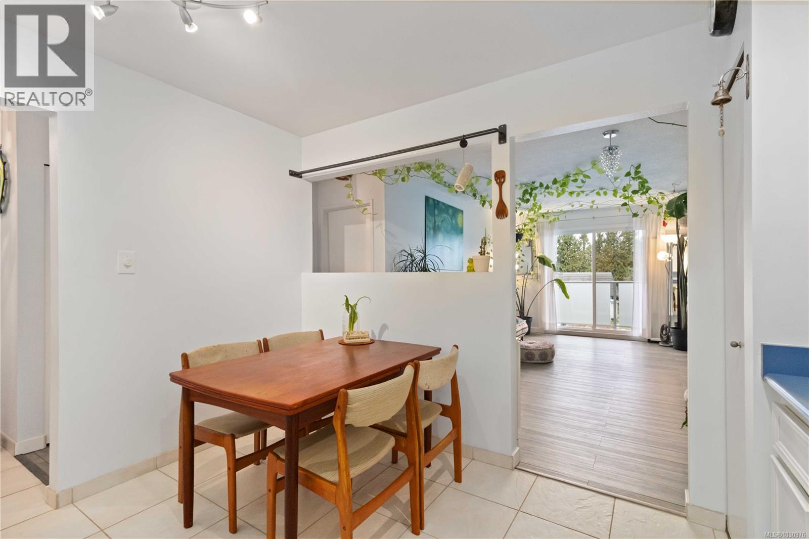 #312 3252 Glasgow Ave - 9