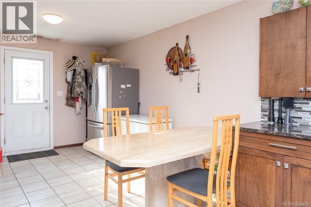 4589 Blenkinsop Rd, Saanich