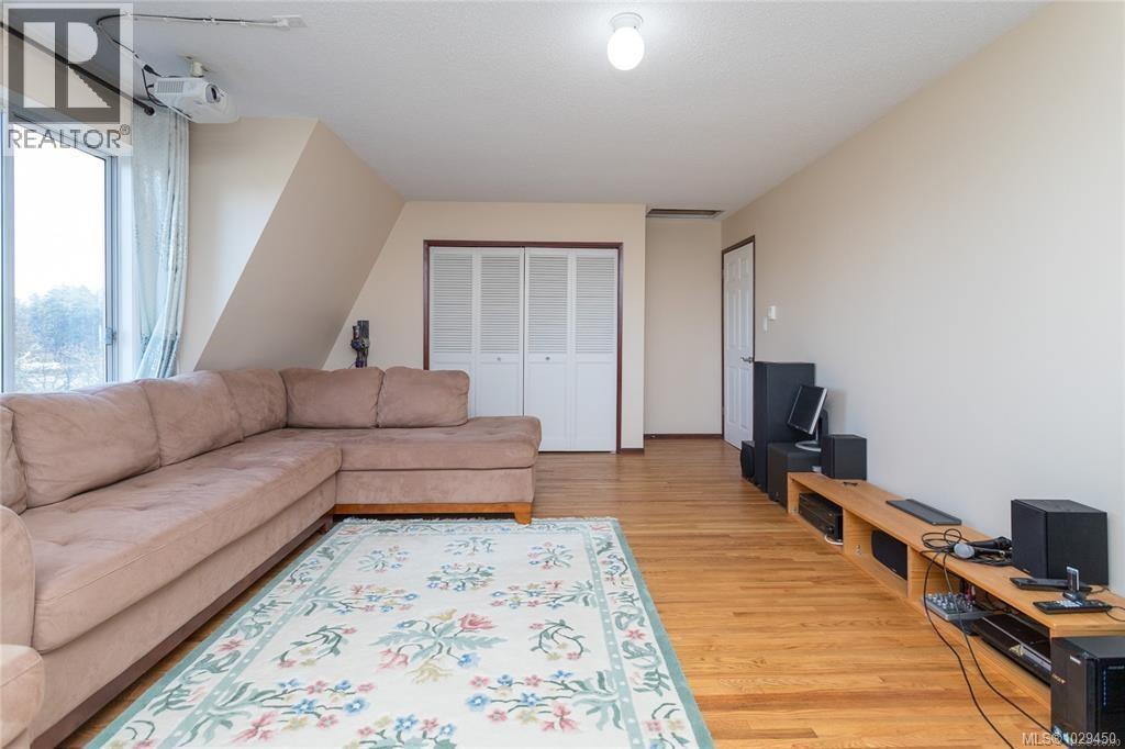 4589 Blenkinsop Rd - 21