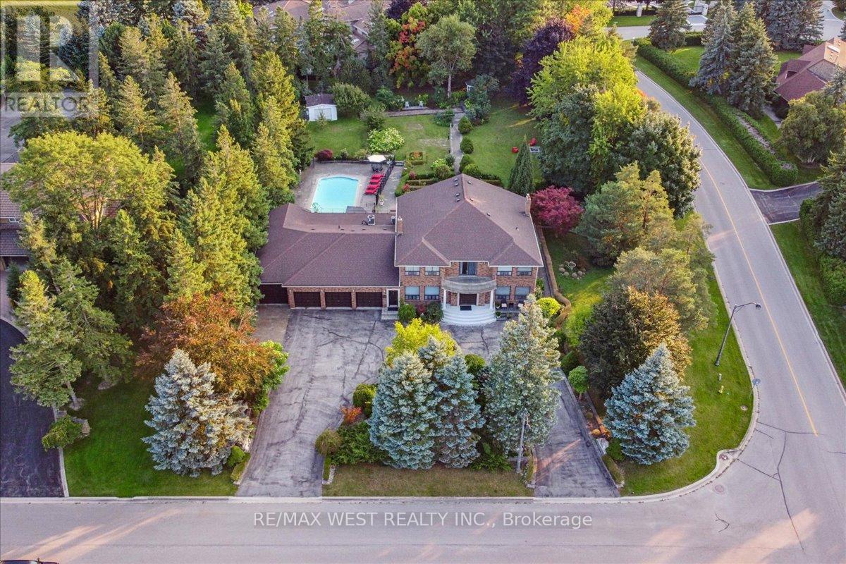 Photo of 190 SANDYS DRIVE