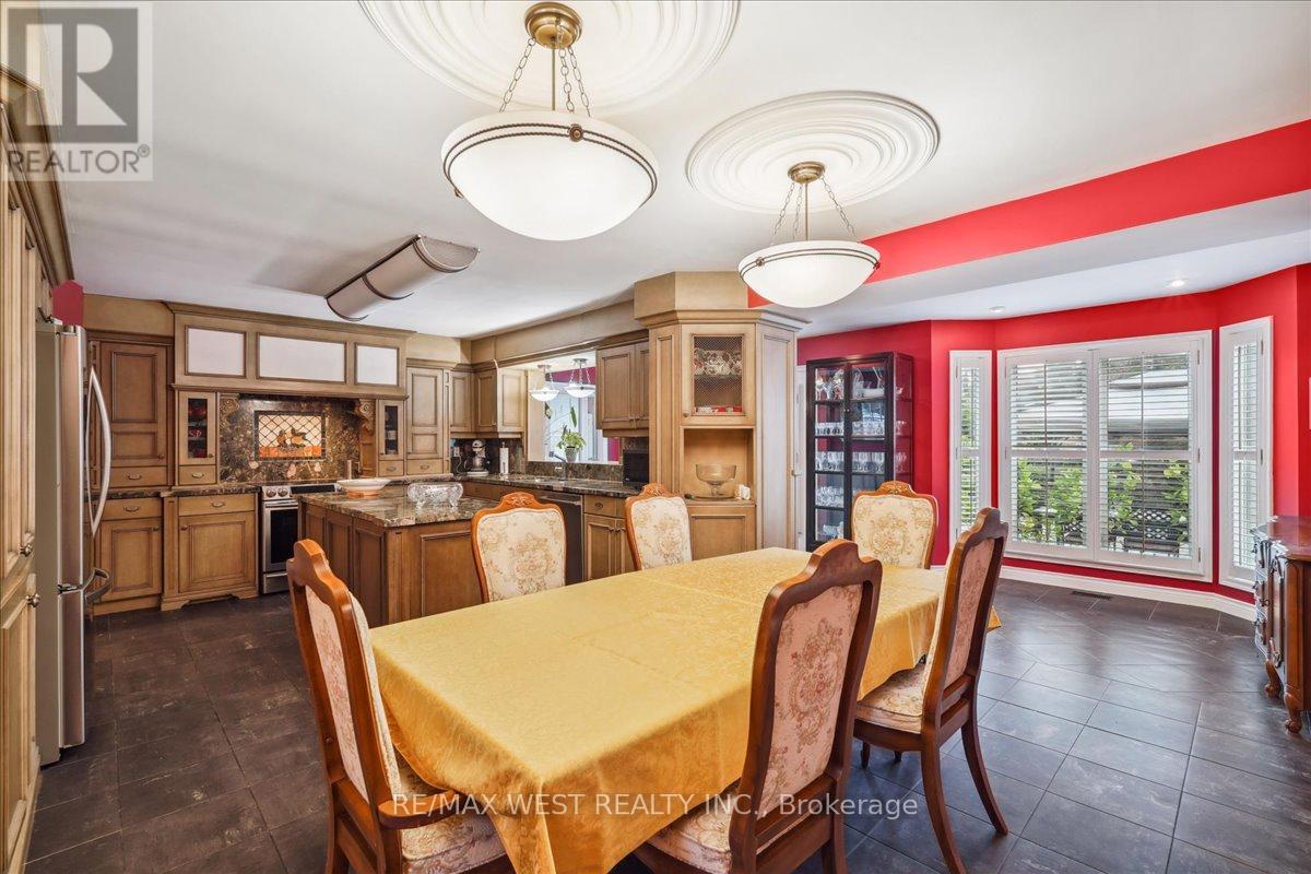190 SANDYS DRIVE - 7