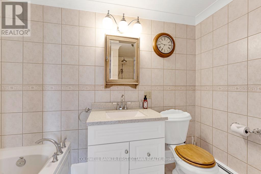 5th bedroom 4-pc ensuite