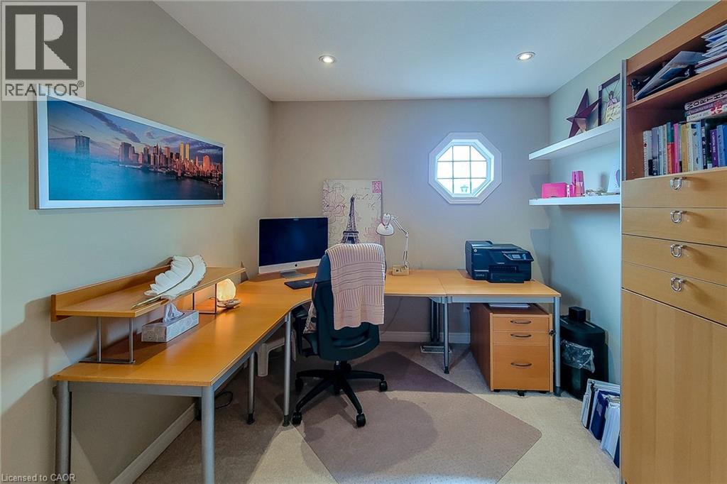 13 ALEX GRANT PLACE - 49