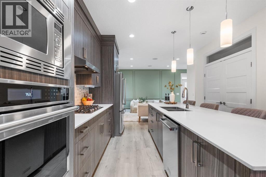 
          308 11 Avenue Northeast
            <br/>
            <span>Calgary</span>
            , 
            <span>AB</span>
             <span>T2E0Z1</span>
         - Photo 11