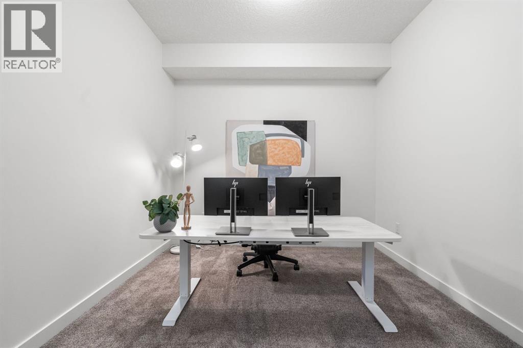 
          308 11 Avenue Northeast
            <br/>
            <span>Calgary</span>
            , 
            <span>AB</span>
             <span>T2E0Z1</span>
         - Photo 35