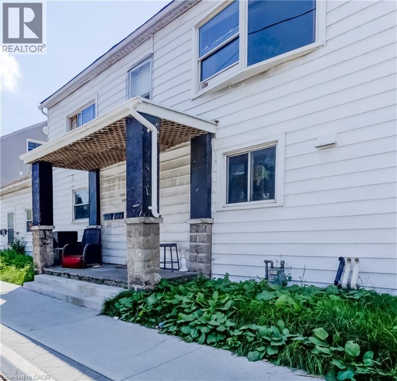 1214-1218 KING Street E - 1