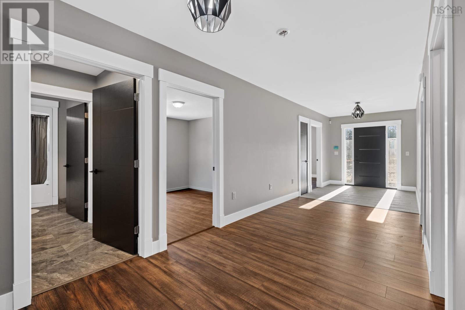 Property 22 of 49 of 653 Bellefontaine Road