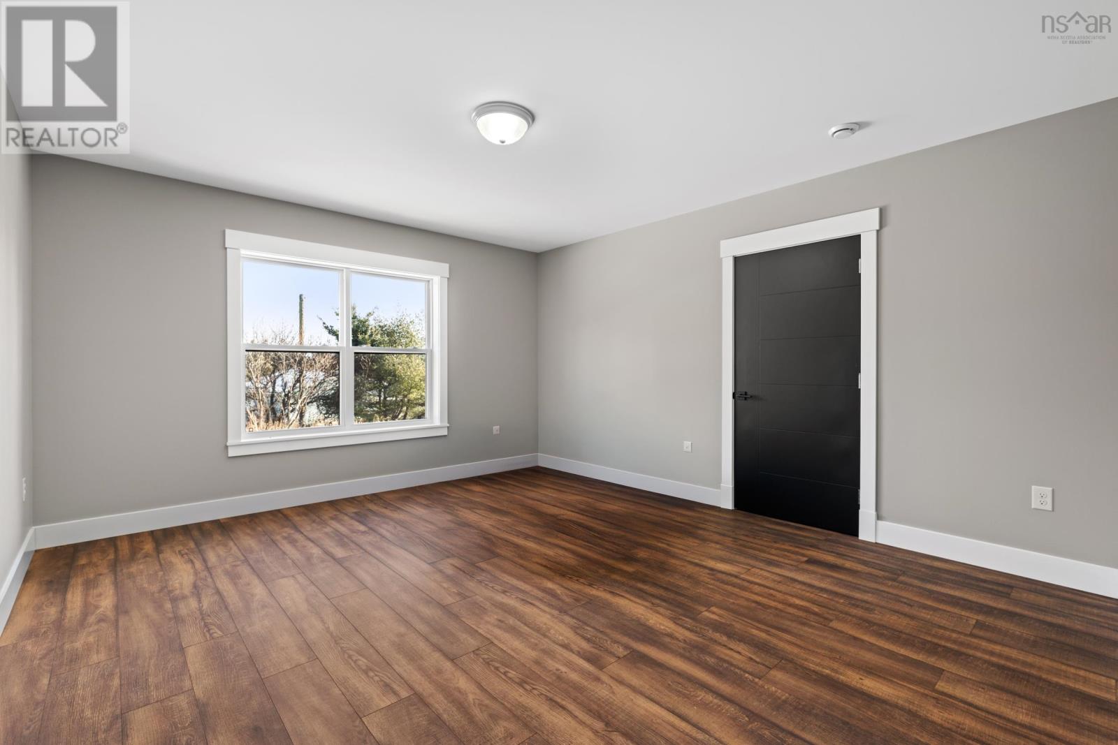 Property 24 of 49 of 653 Bellefontaine Road