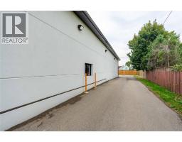 1119 Dufferin Avenue Unit# 2, Wallaceburg, ON N8A2W2 Photo 14