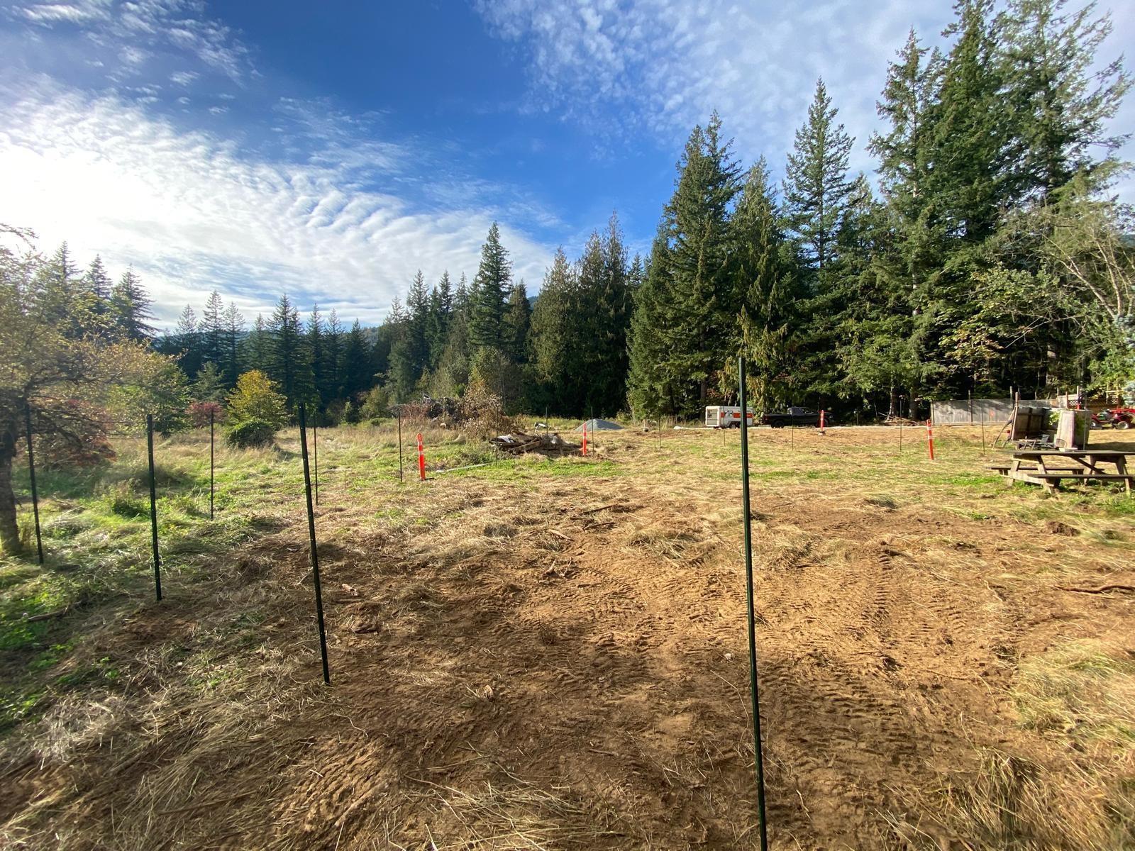 1153 KOSIKAR ROAD, Columbia Valley