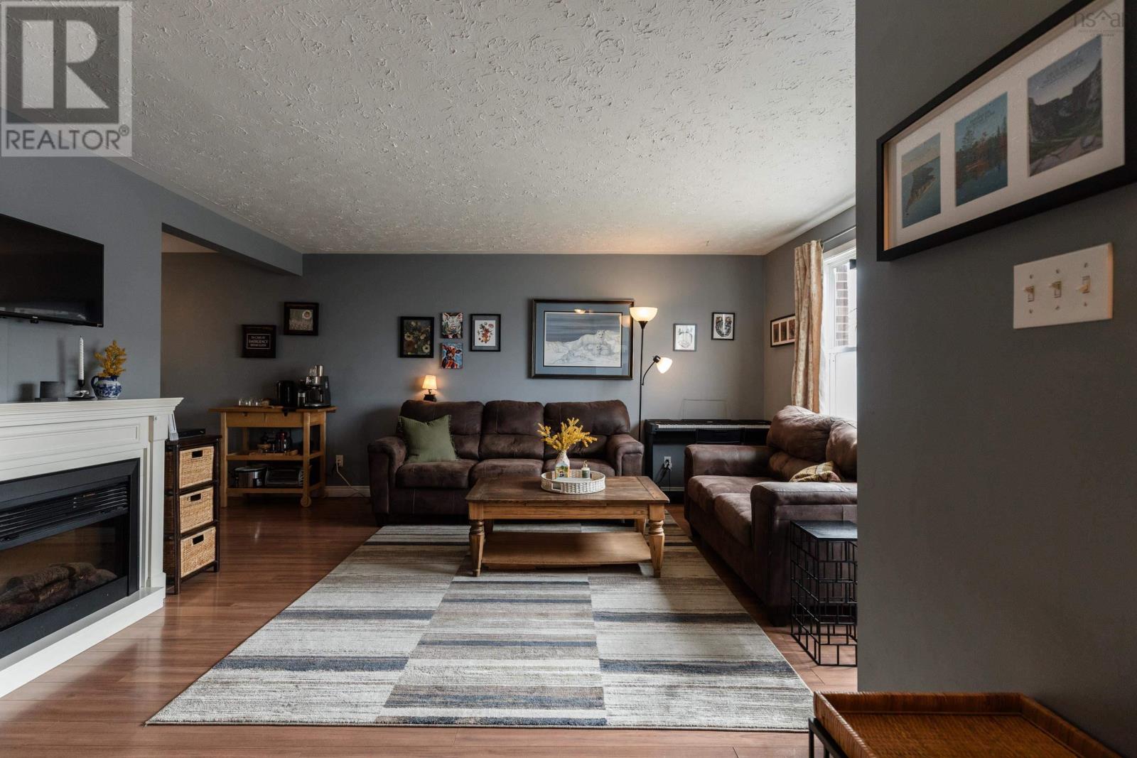 Property 3 of 43 of 20 Matador Court