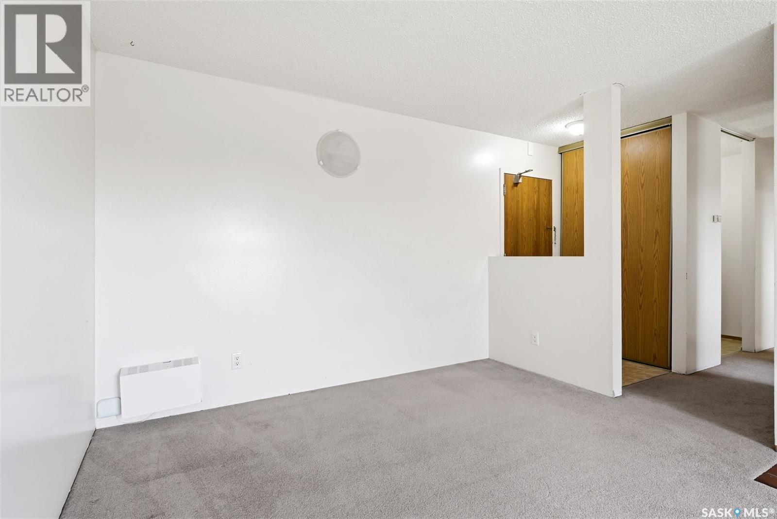 #304 35 Alport CRESCENT - 8