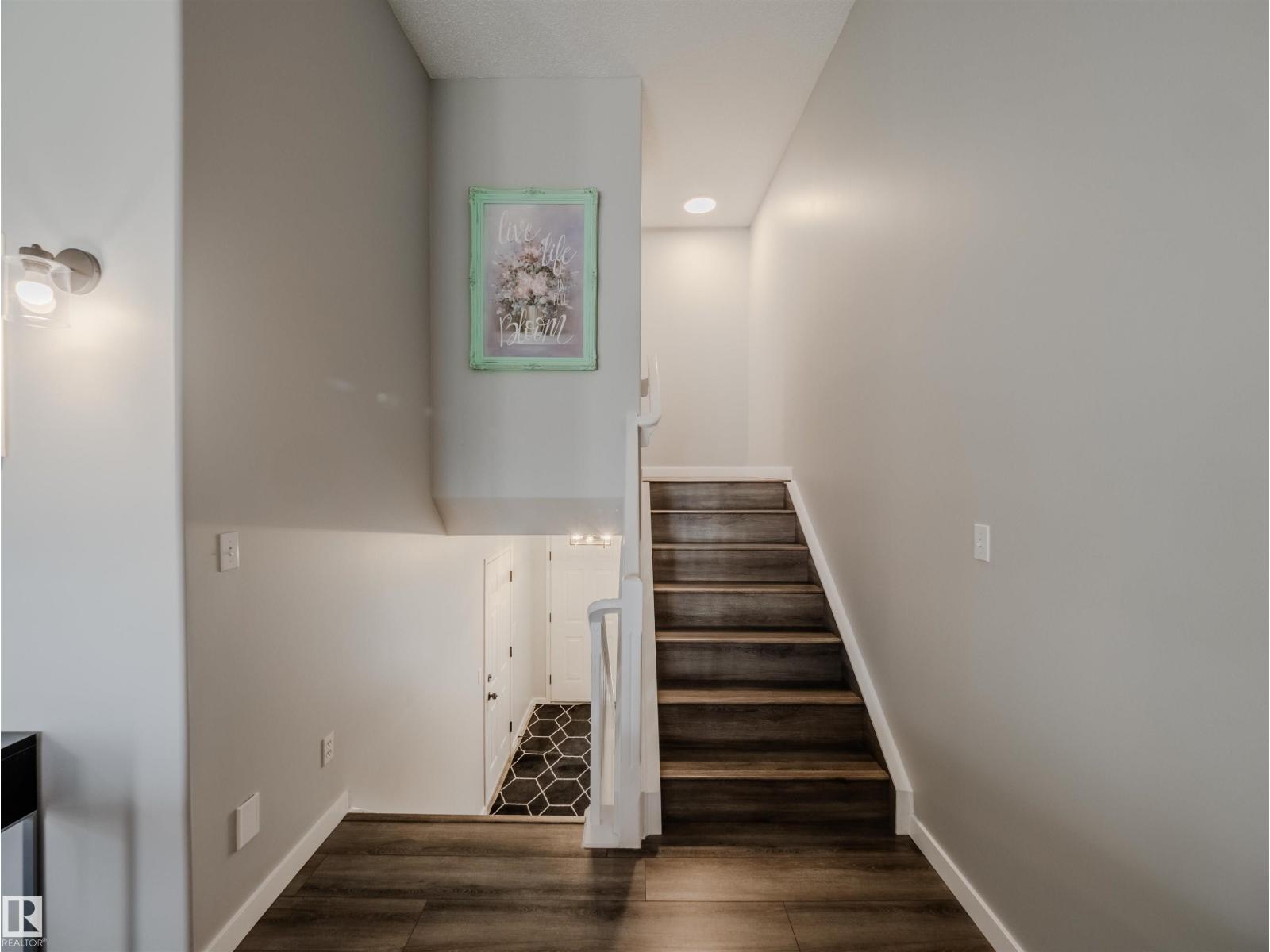 #18 64 BLACKBURN SW, Edmonton