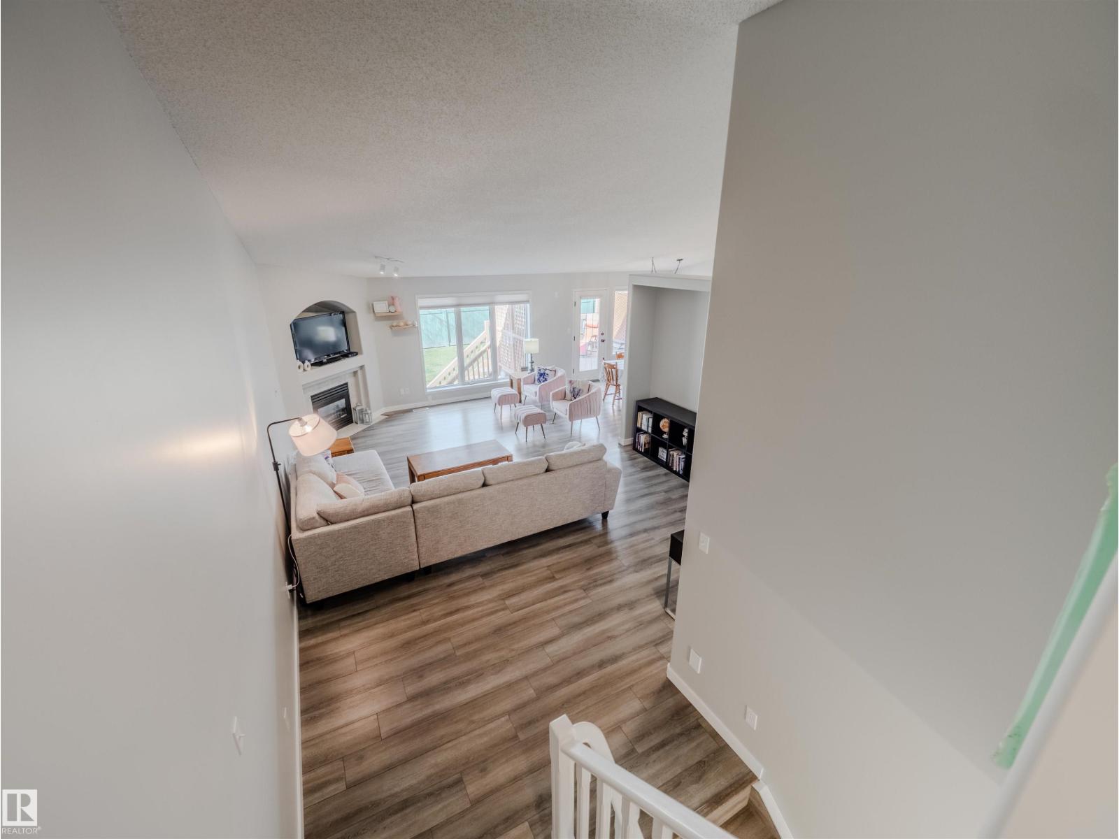 #18 64 BLACKBURN SW, Edmonton