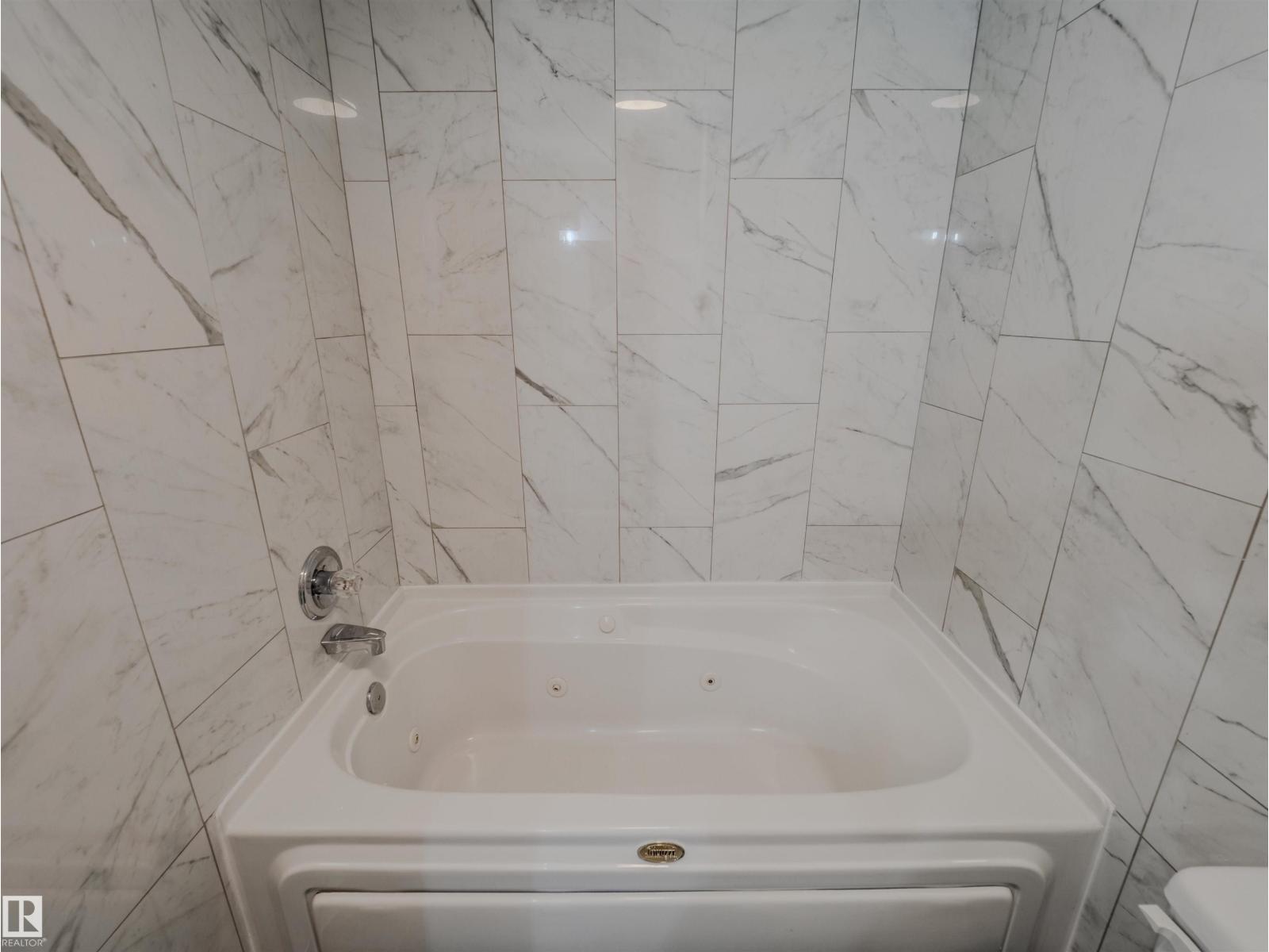 #18 64 BLACKBURN SW, Edmonton