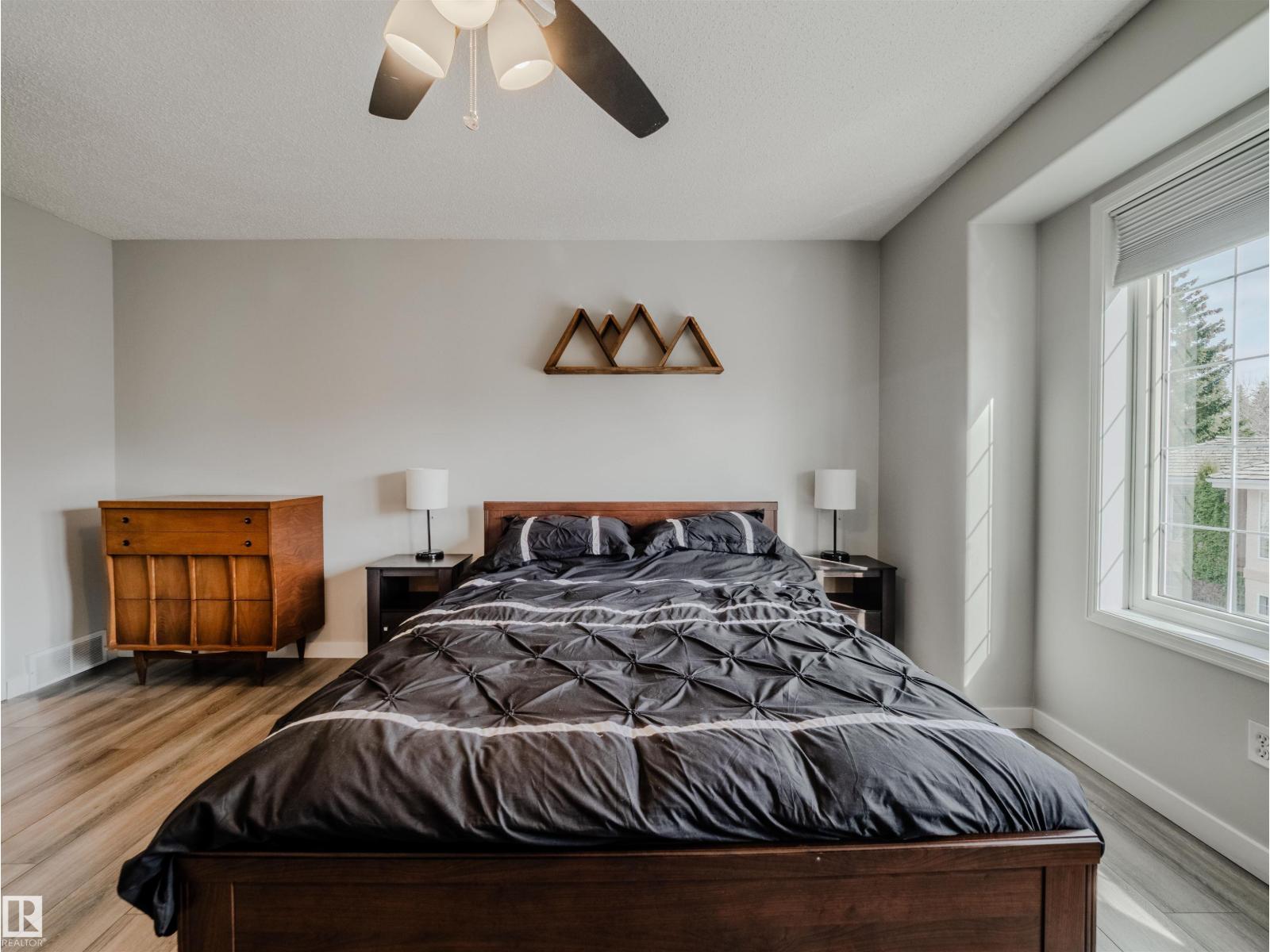 #18 64 BLACKBURN SW, Edmonton