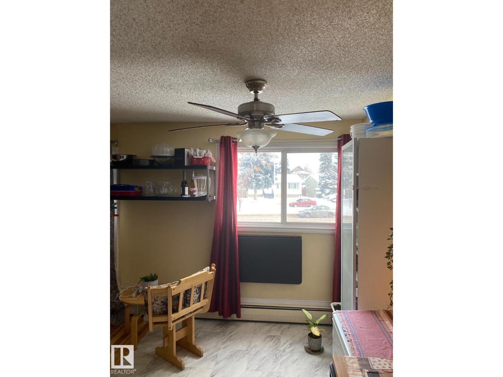 #207 8930 149 ST NW, Edmonton