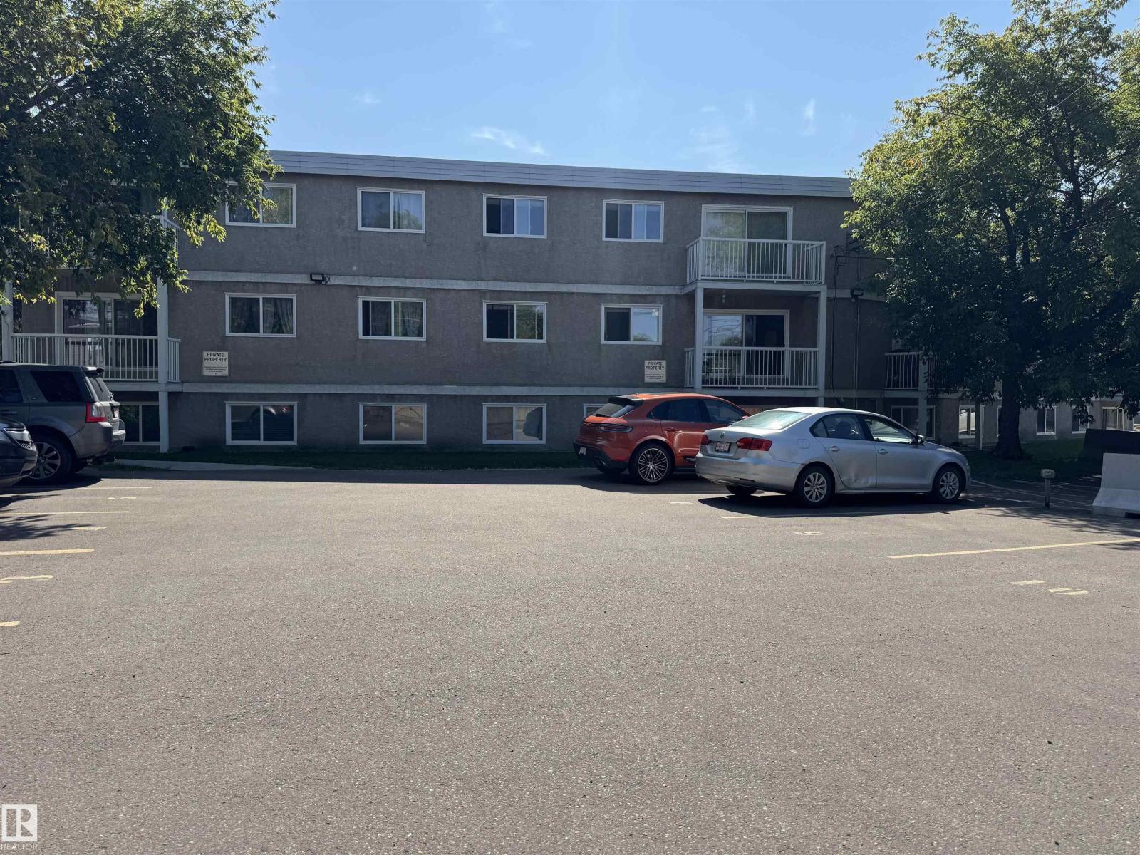 #207 8930 149 ST NW, Edmonton