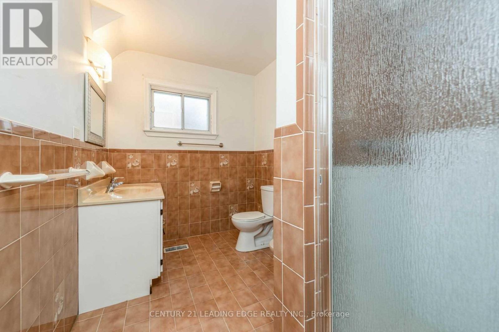 213 GRANDRAVINE DRIVE - 30