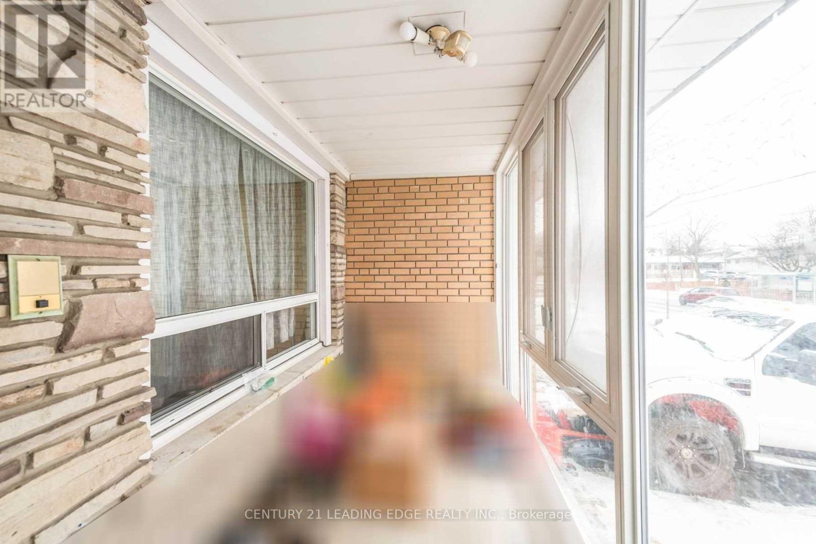 213 GRANDRAVINE DRIVE - 5