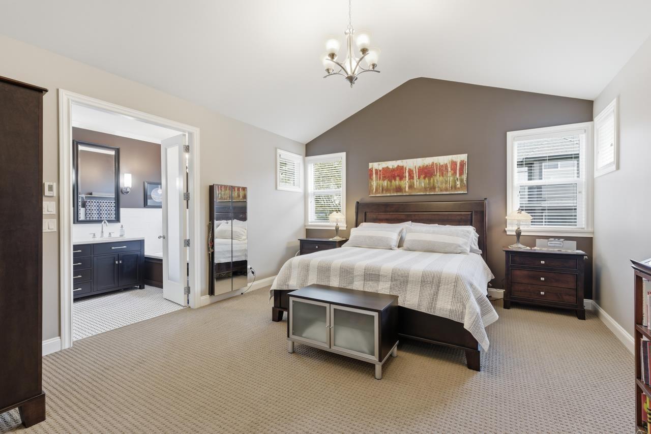 2574 163 STREET, Surrey