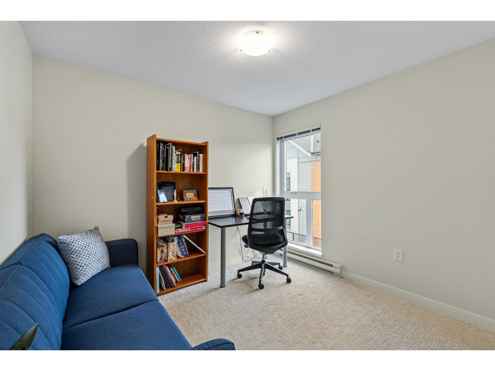 109 15111 EDMUND DRIVE, Surrey