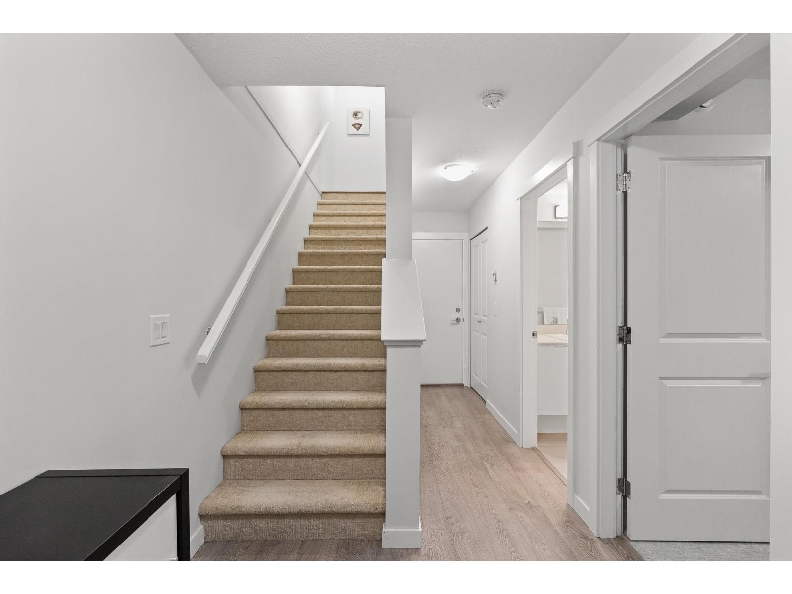 109 15111 EDMUND DRIVE, Surrey