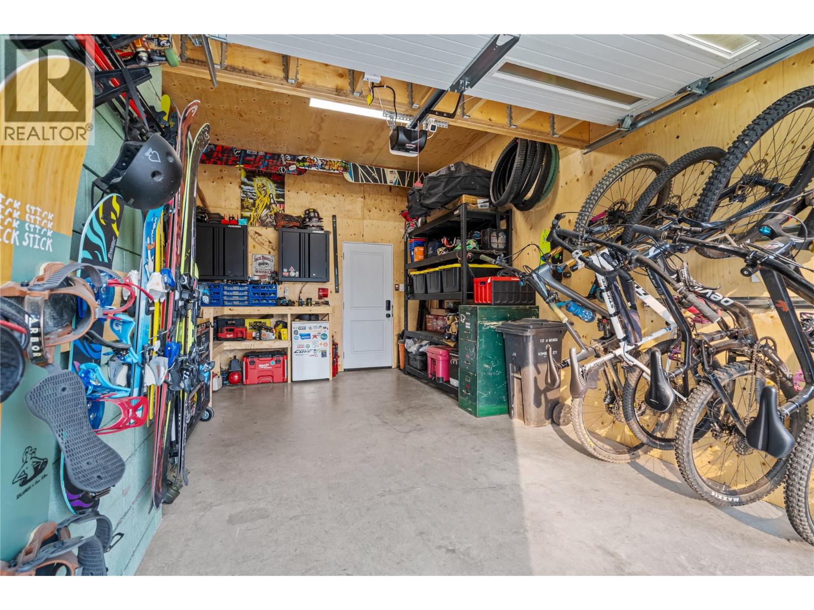 92 103rd Avenue, Kimberley