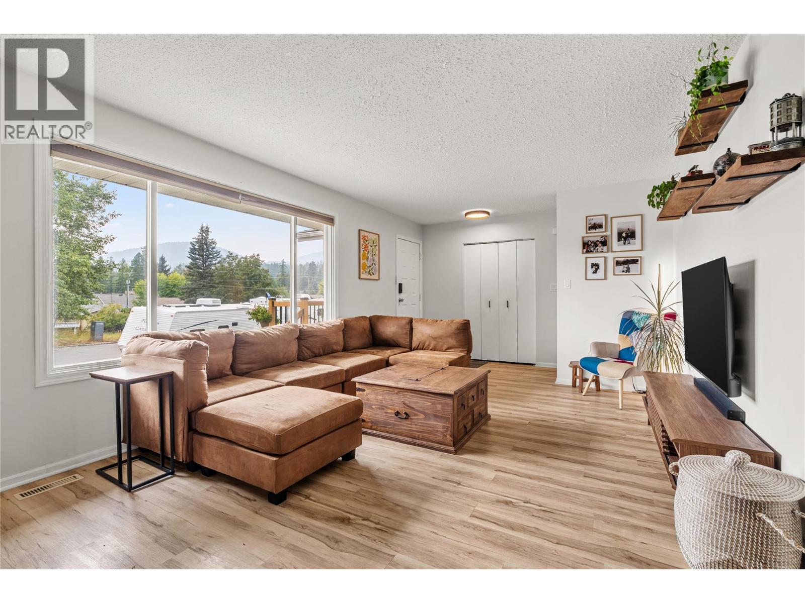 92 103rd Avenue, Kimberley