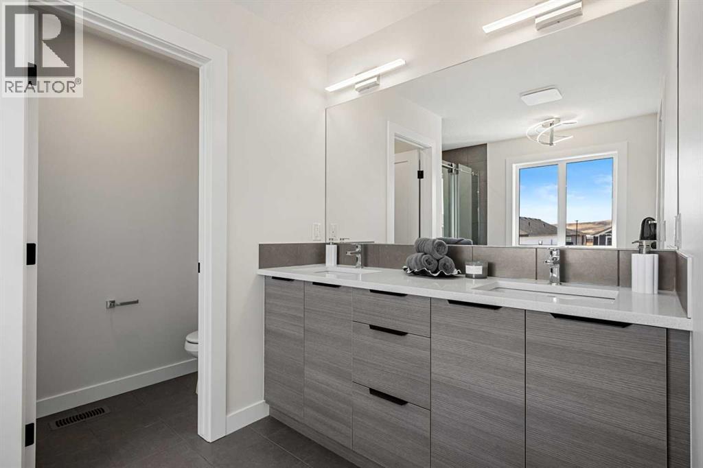 121 Quartz Crescent, Cochrane