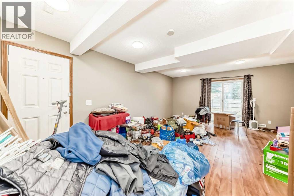 Single Family House 4 Level for Sale in  Hawkwood Boulevard NW Hawkwood Calgary 