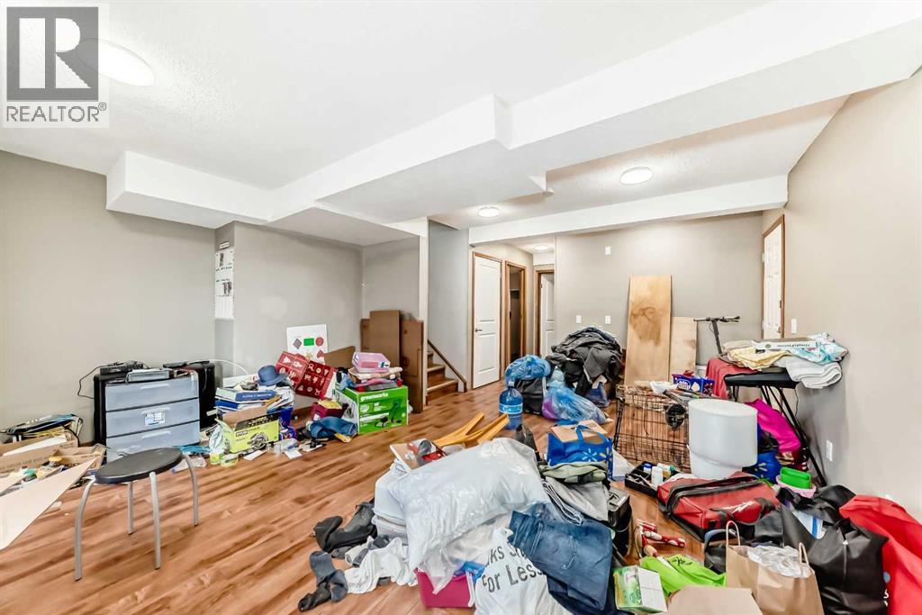 Single Family House 4 Level for Sale in  Hawkwood Boulevard NW Hawkwood Calgary 