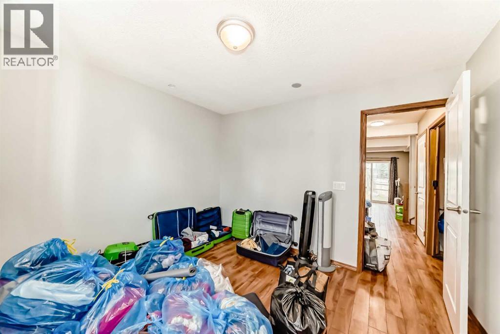 Single Family House 4 Level for Sale in  Hawkwood Boulevard NW Hawkwood Calgary 