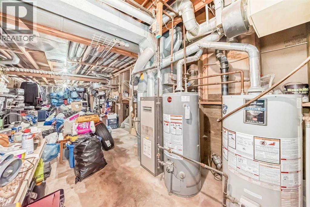 Single Family House 4 Level for Sale in  Hawkwood Boulevard NW Hawkwood Calgary 