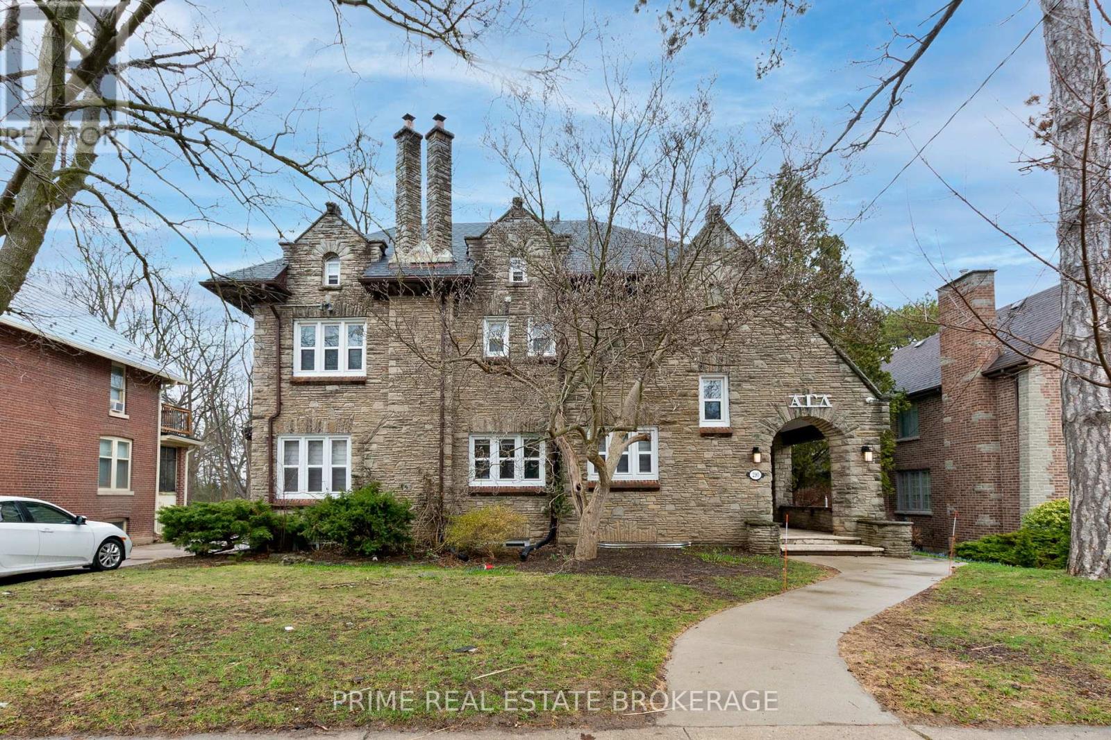 290 HURON STREET - 1