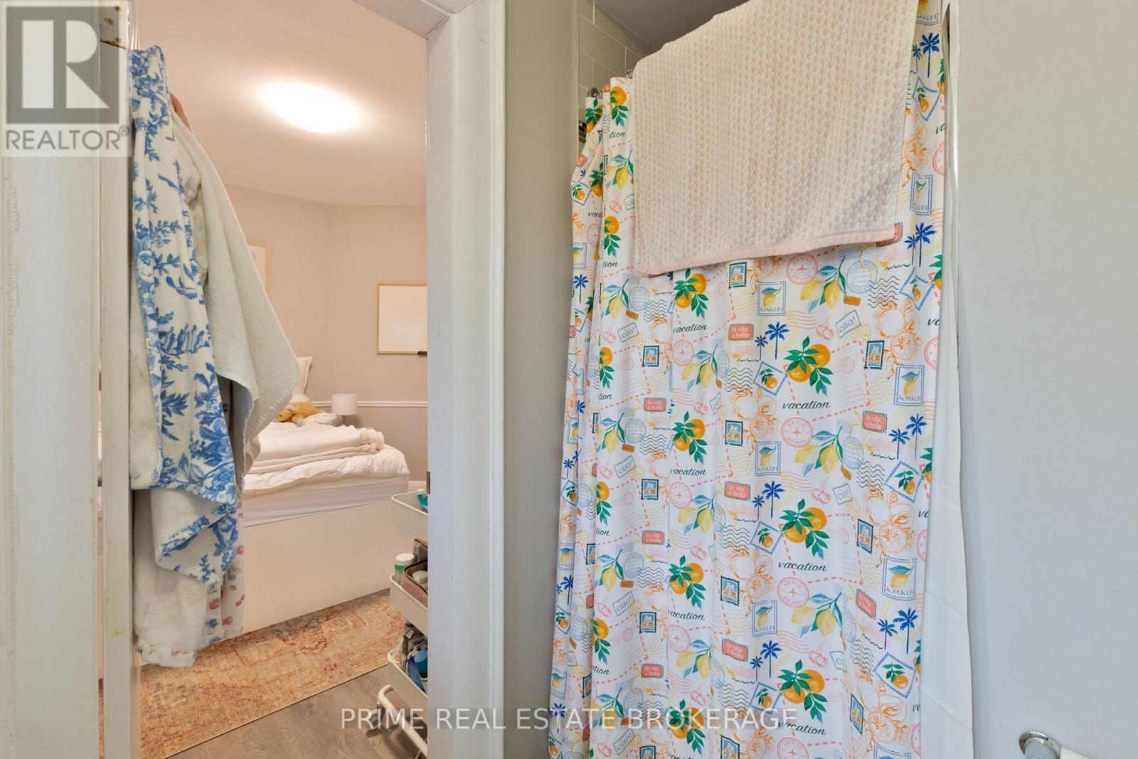 290 HURON STREET - 22