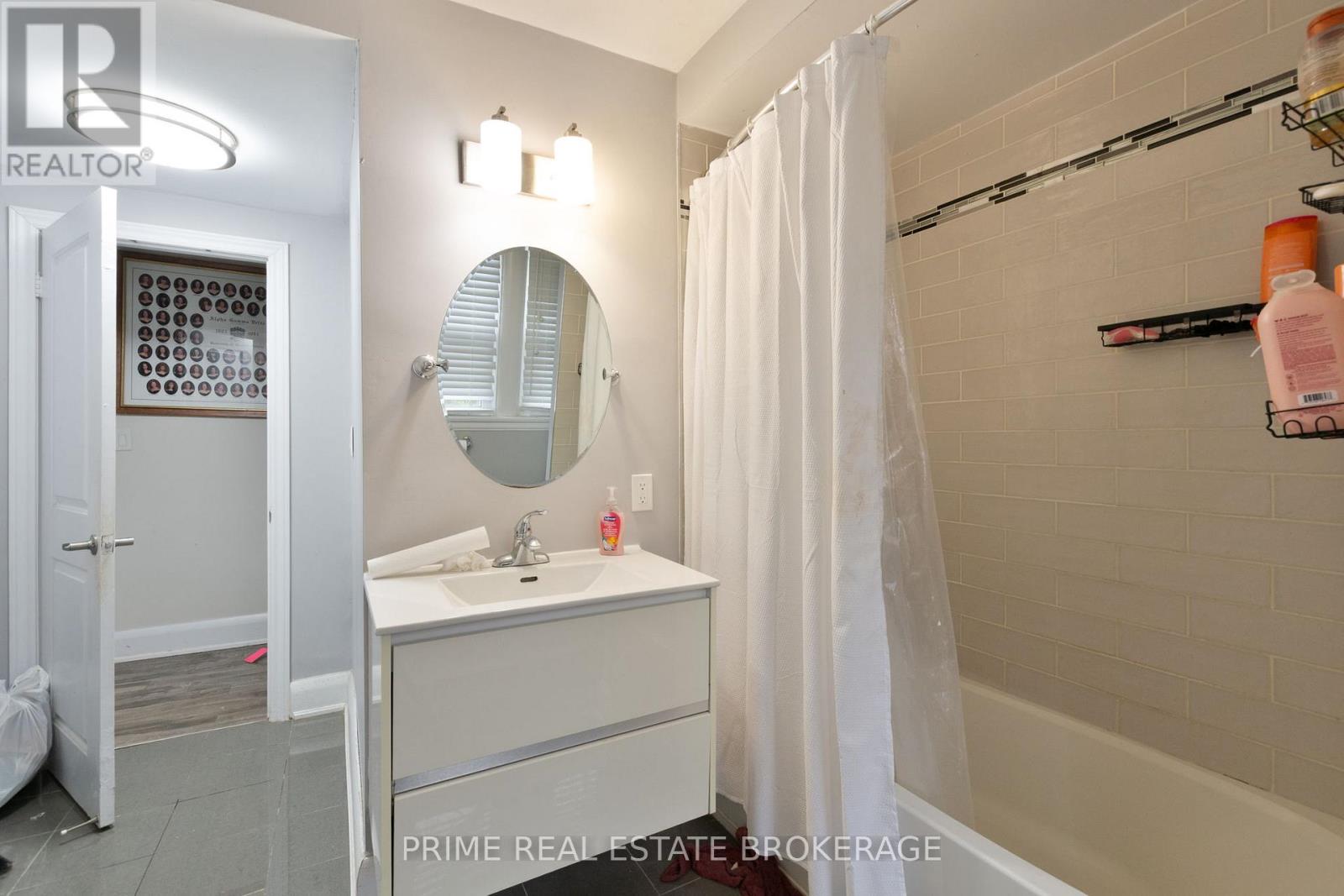 290 HURON STREET Property Photo