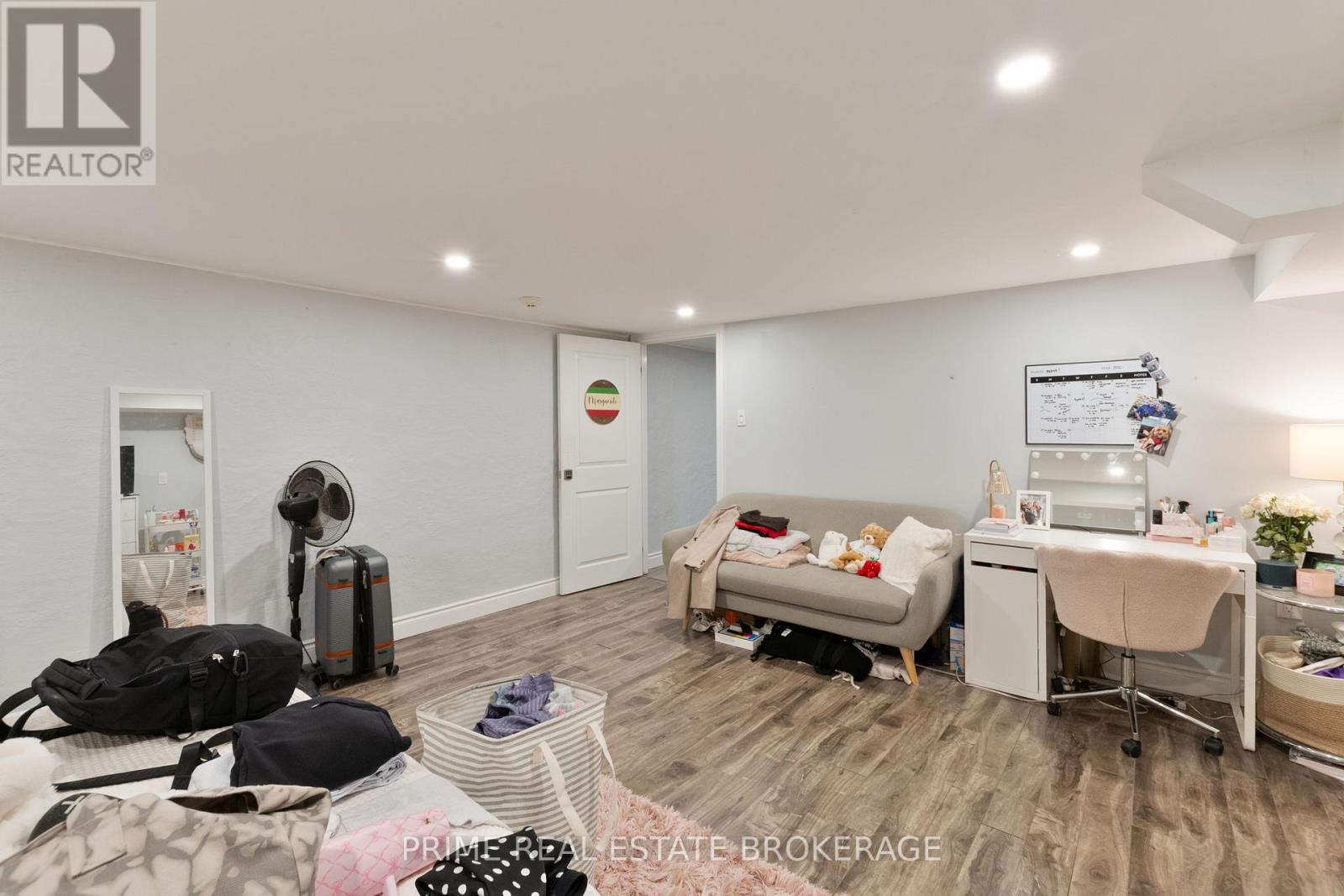 290 HURON STREET Property Photo