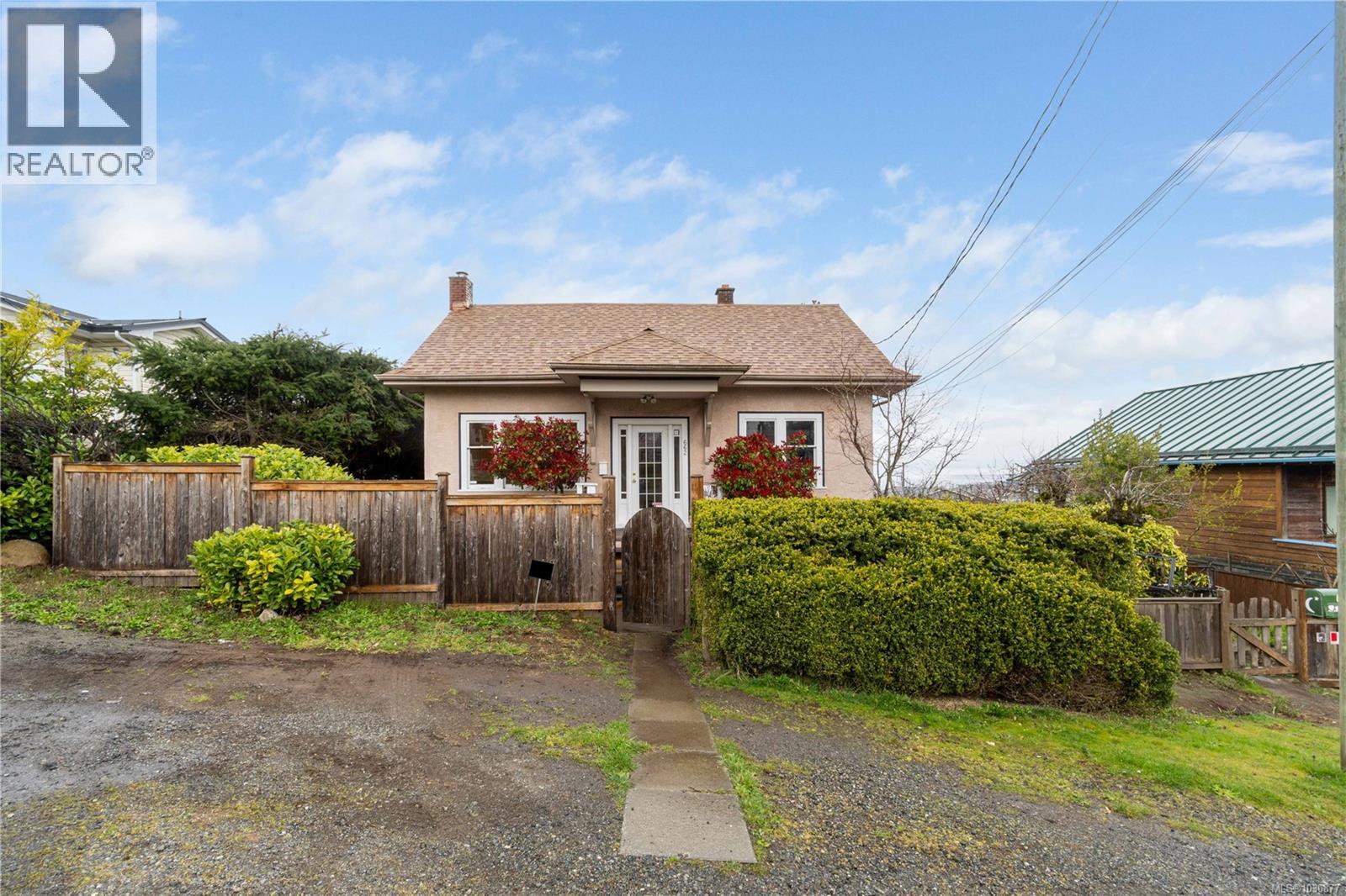 662 Farquhar St, Nanaimo