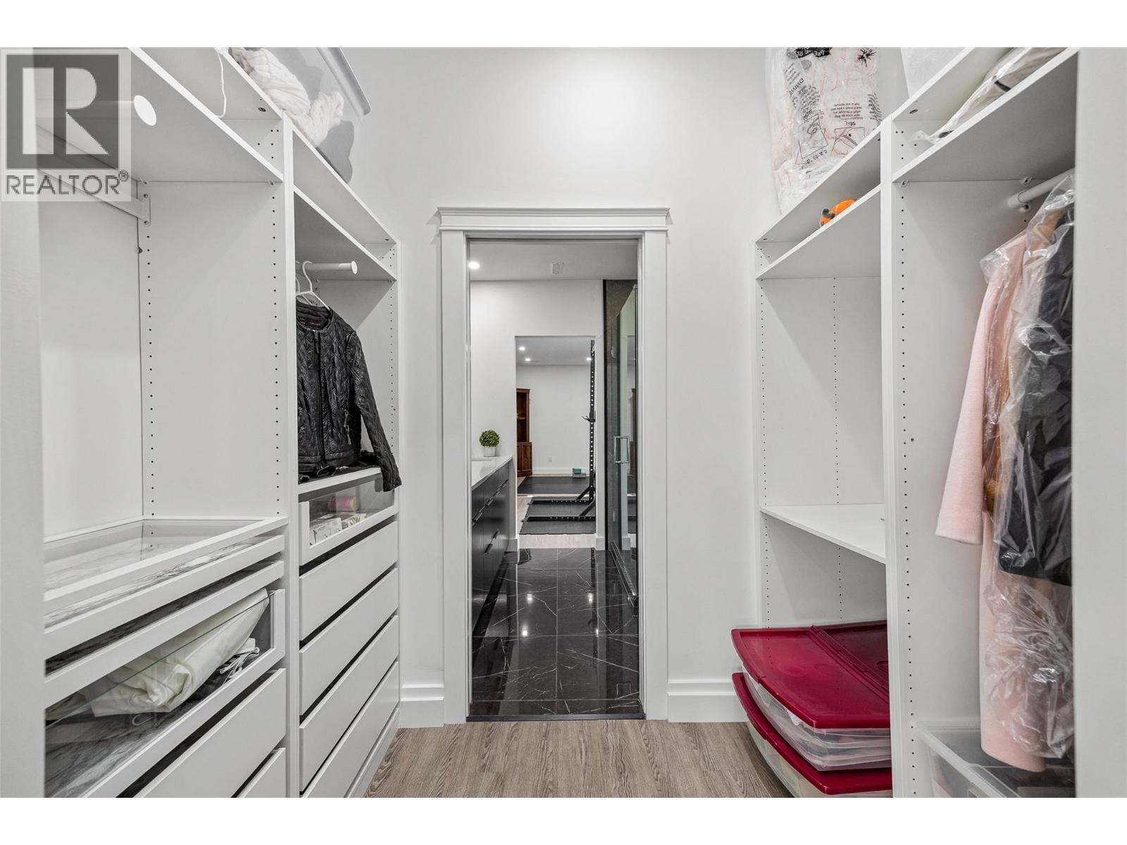  2584 Lucinde Road, West Kelowna