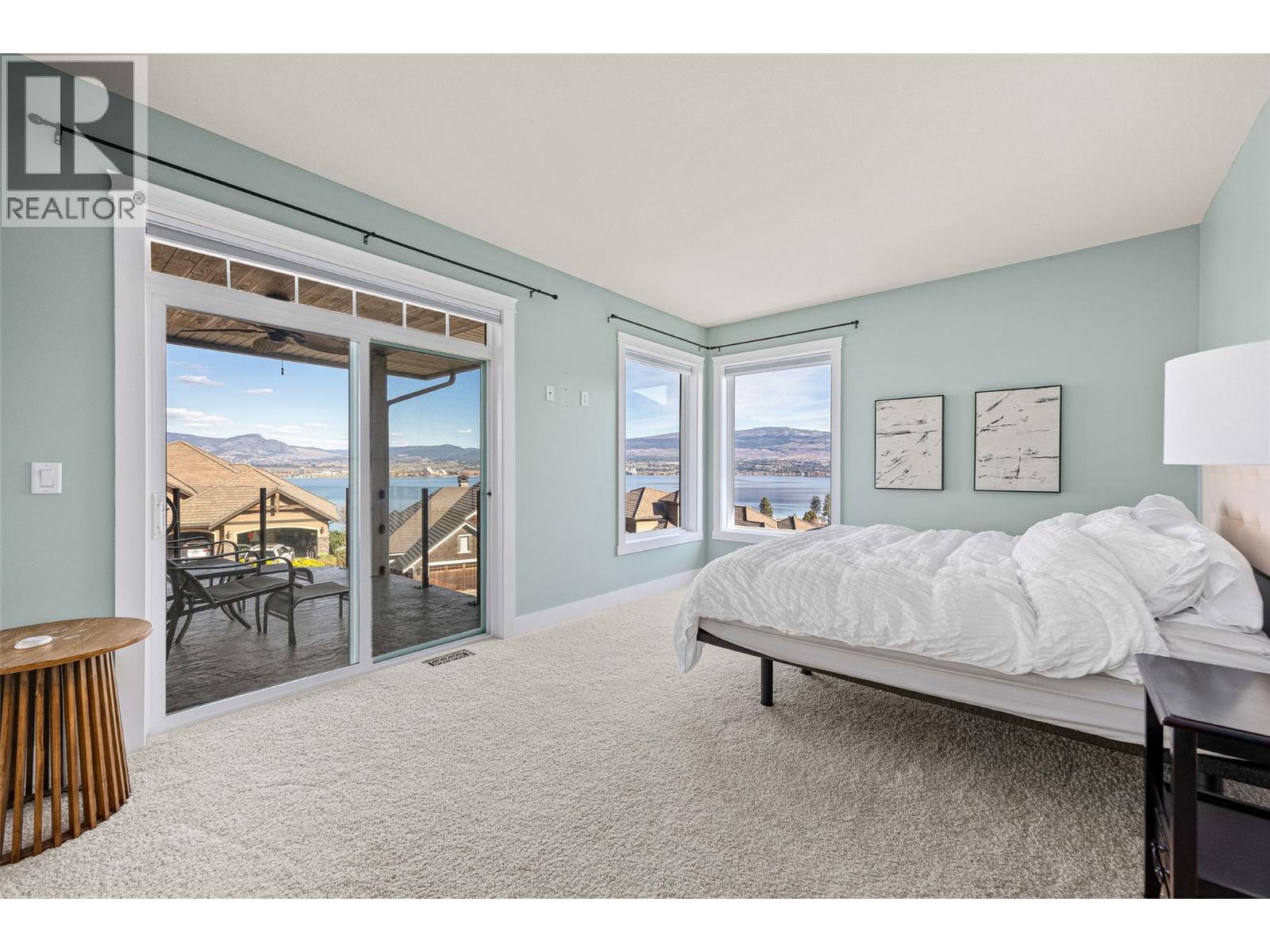  2584 Lucinde Road, West Kelowna