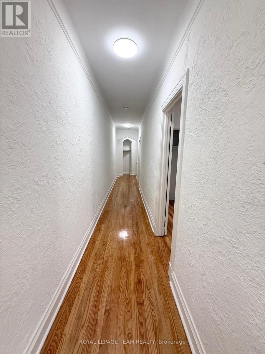 2 Bed, 1 Bath House for Rent in Ottawa – 2 – 235 COOPER STREET, Ottawa – MLS# X12972886 - Image 9
