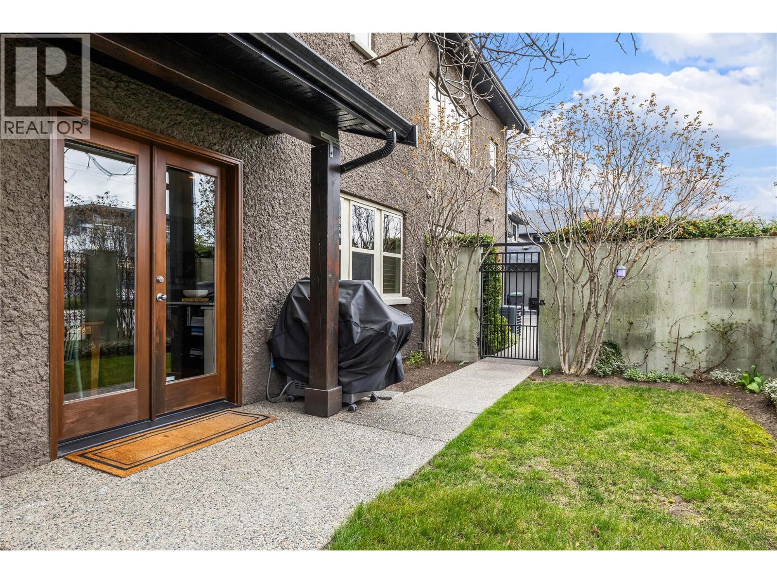  2683 Bath Street, Kelowna