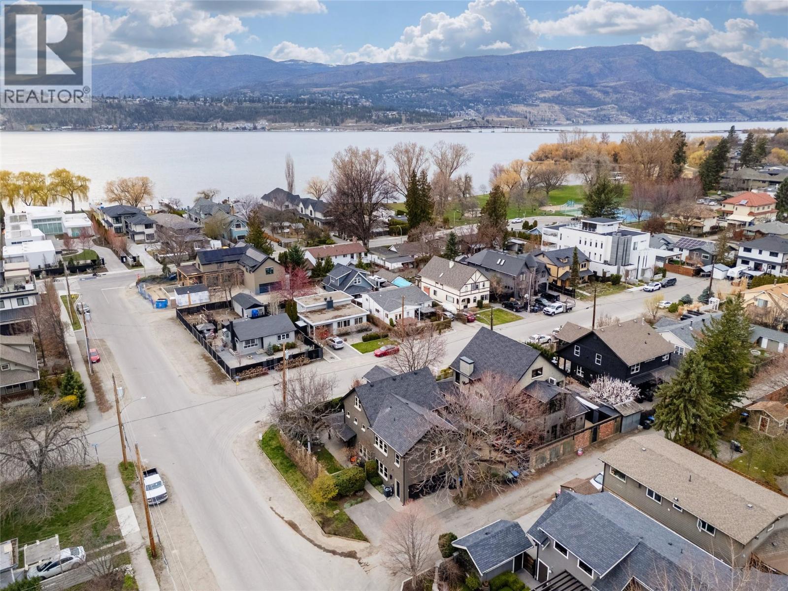  2683 Bath Street, Kelowna