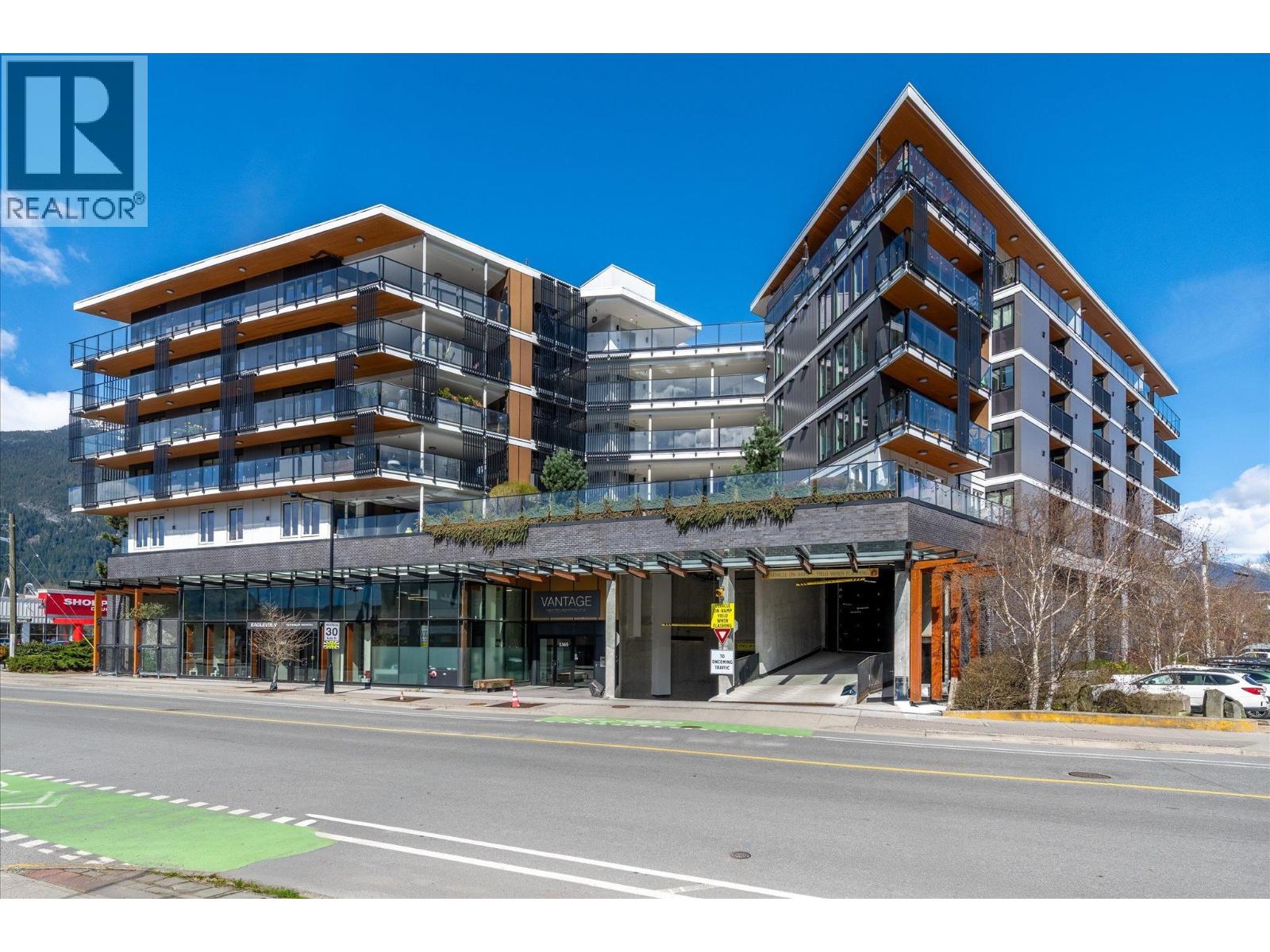 411 1365 PEMBERTON AVENUE, Squamish