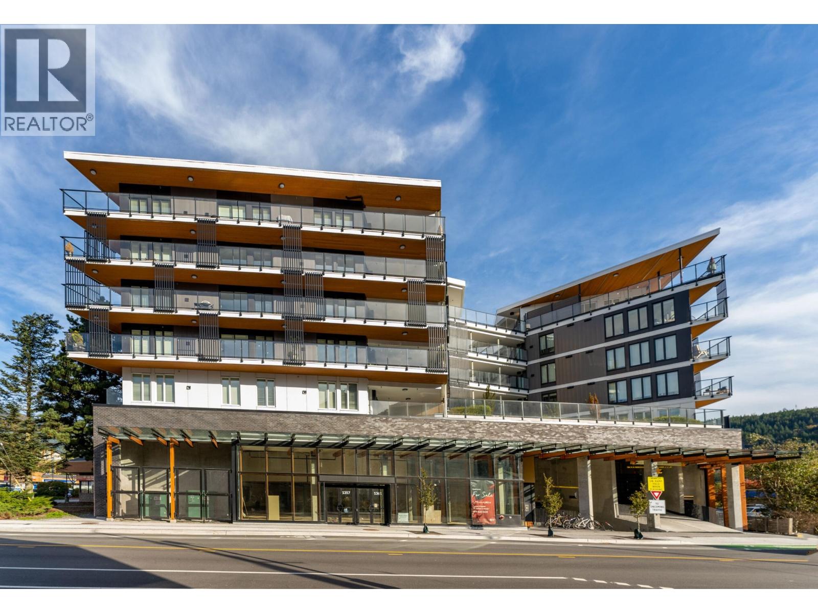 411 1365 PEMBERTON AVENUE, Squamish