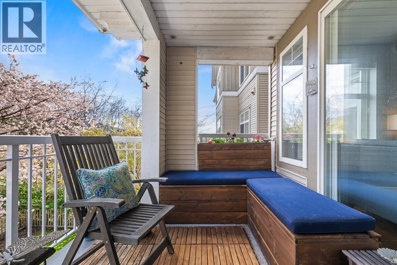 310 1428 PARKWAY BOULEVARD, Coquitlam